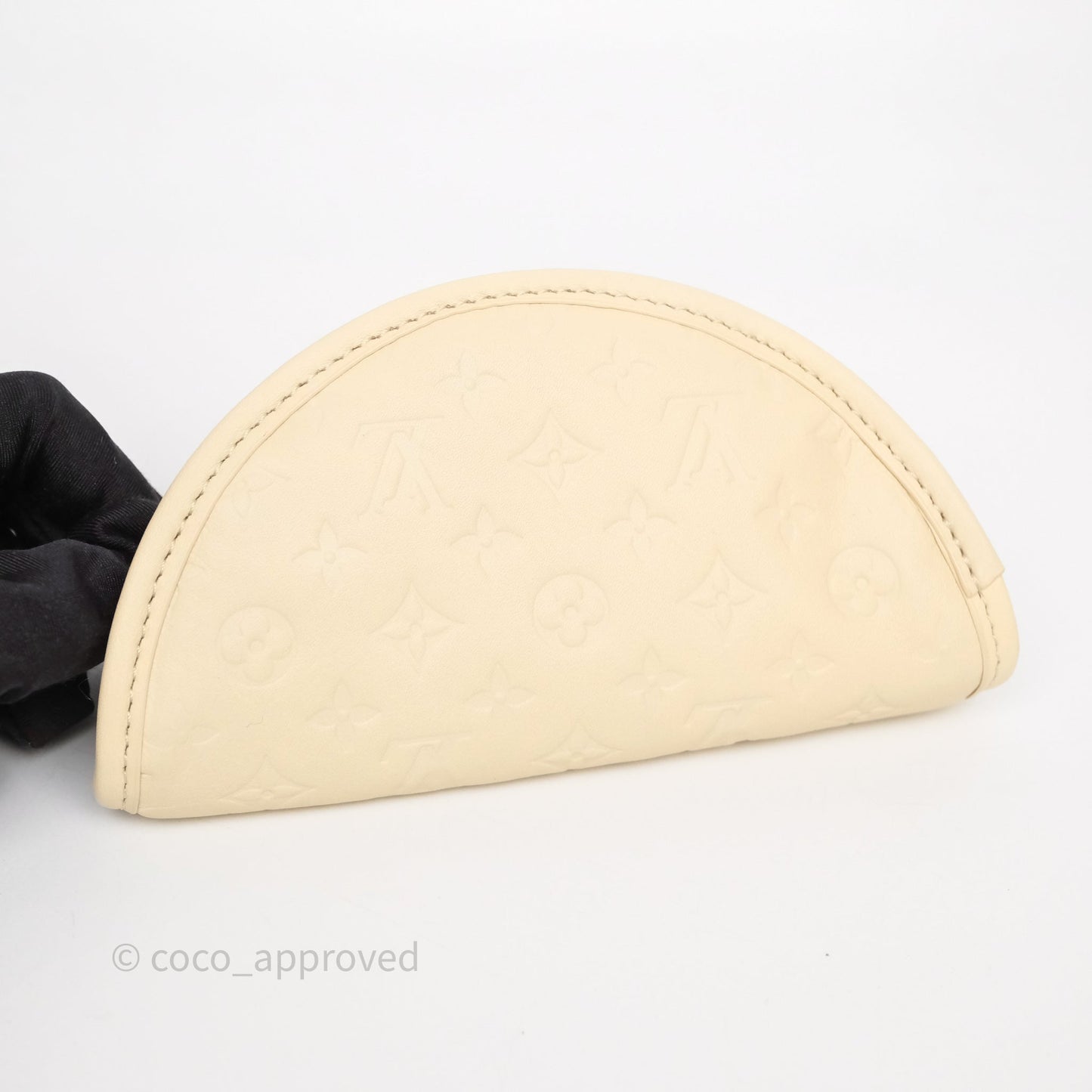 Louis Vuitton Gyoza Key Pouch Beige