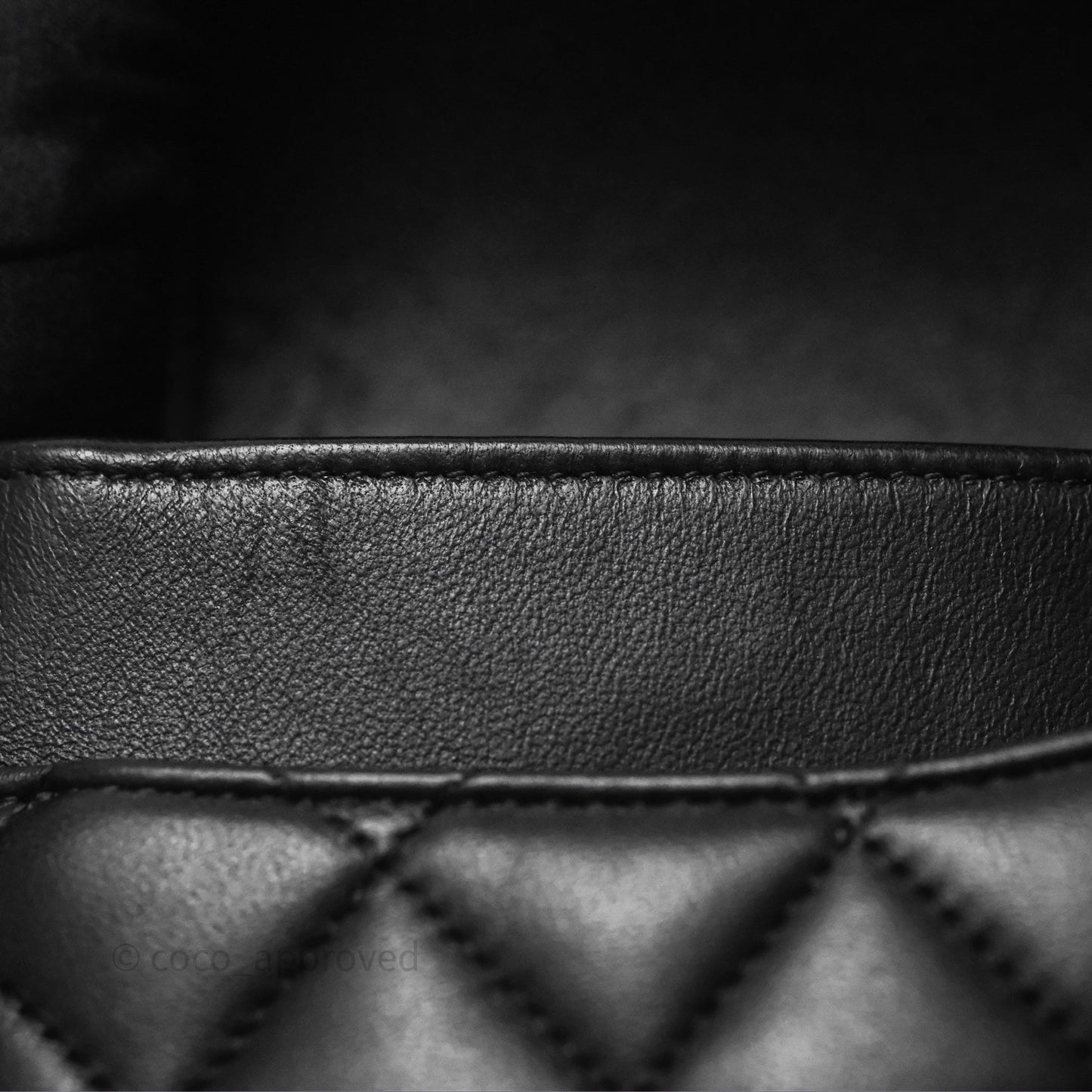 Chanel Classic Quilted M/L Medium Double Flap So Black Lambskin