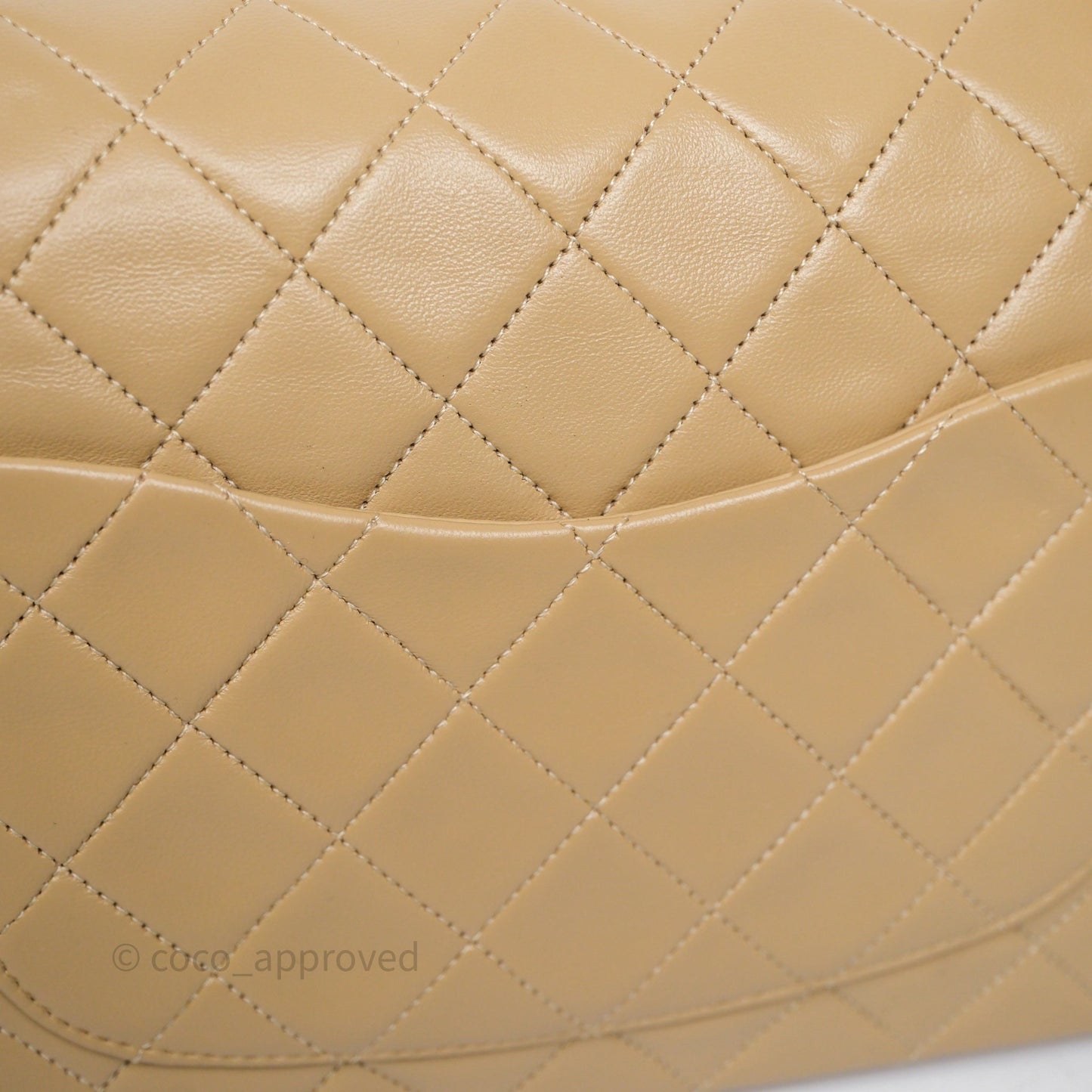 Chanel Vintage Medium Classic Flap Beige Lambskin 24K Gold Hardware