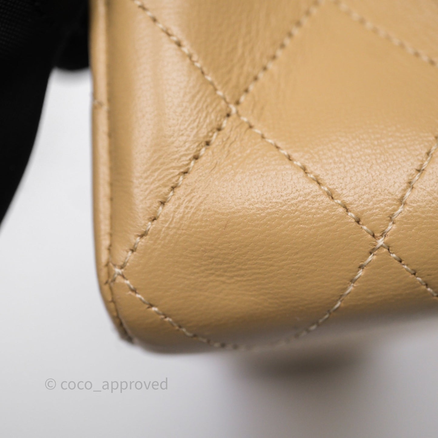 Chanel Vintage Medium Classic Flap Beige Lambskin 24K Gold Hardware