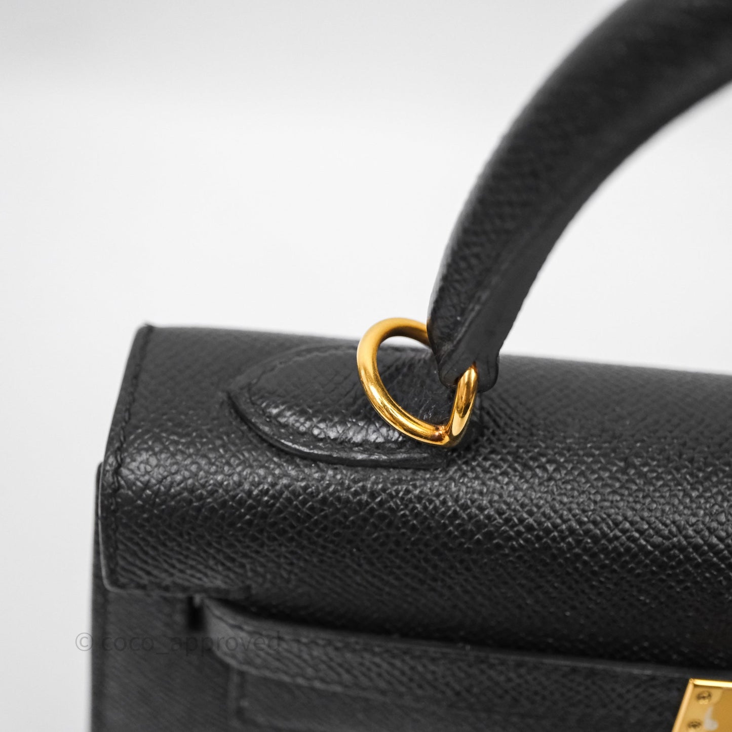 Hermès Kelly 25 Black Noir 89 Epsom Gold Hardware