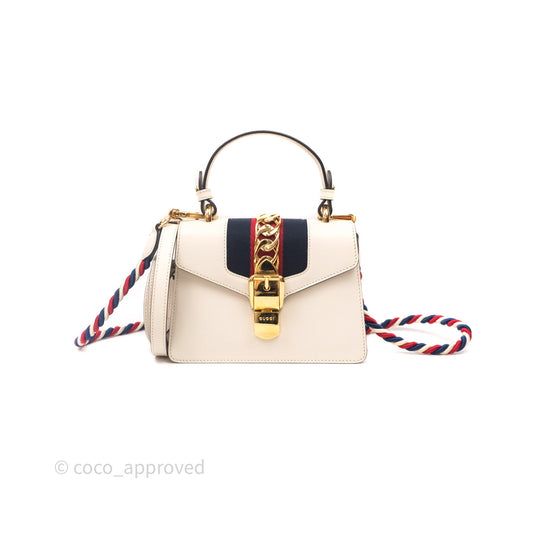 Gucci Mini Sylvie Top Handle White Calfskin Shoulder Bag⁣ ⁣⁣⁣⁣⁣⁣⁣⁣⁣⁣⁣⁣⁣⁣⁣⁣With Strap