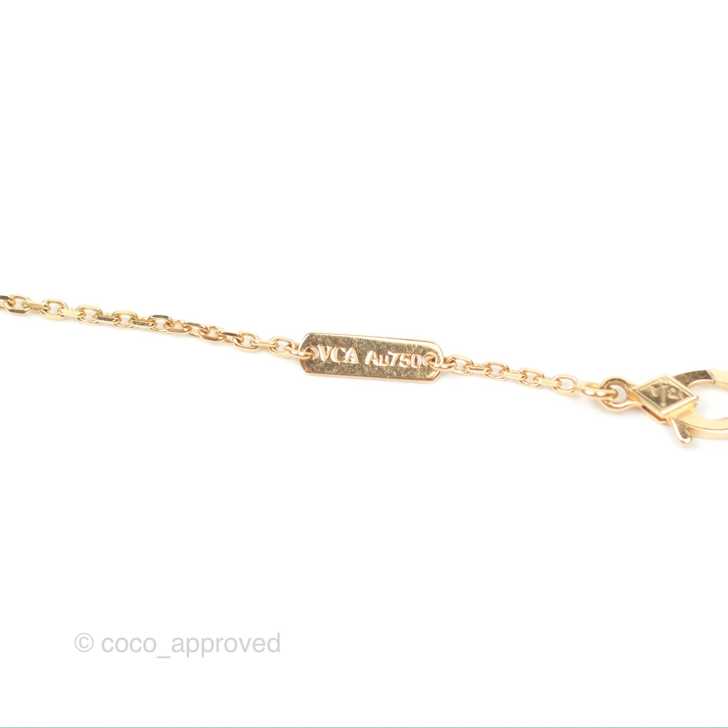 Van Cleef & Arpels Vintage Alhambra Pendant 18K Yellow Gold Guilloche