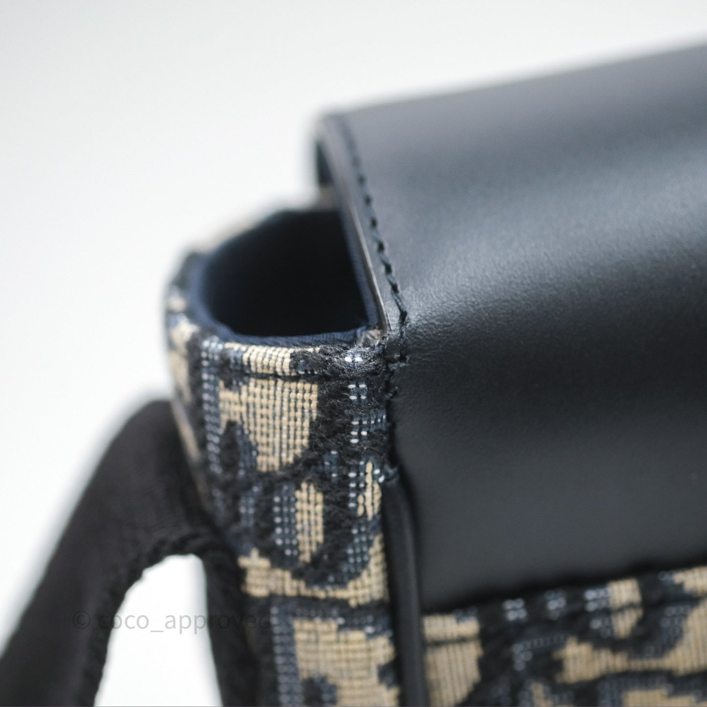 Christian Dior Messenger Bag Smooth Calfskin Blue Dior Oblique Jacquard