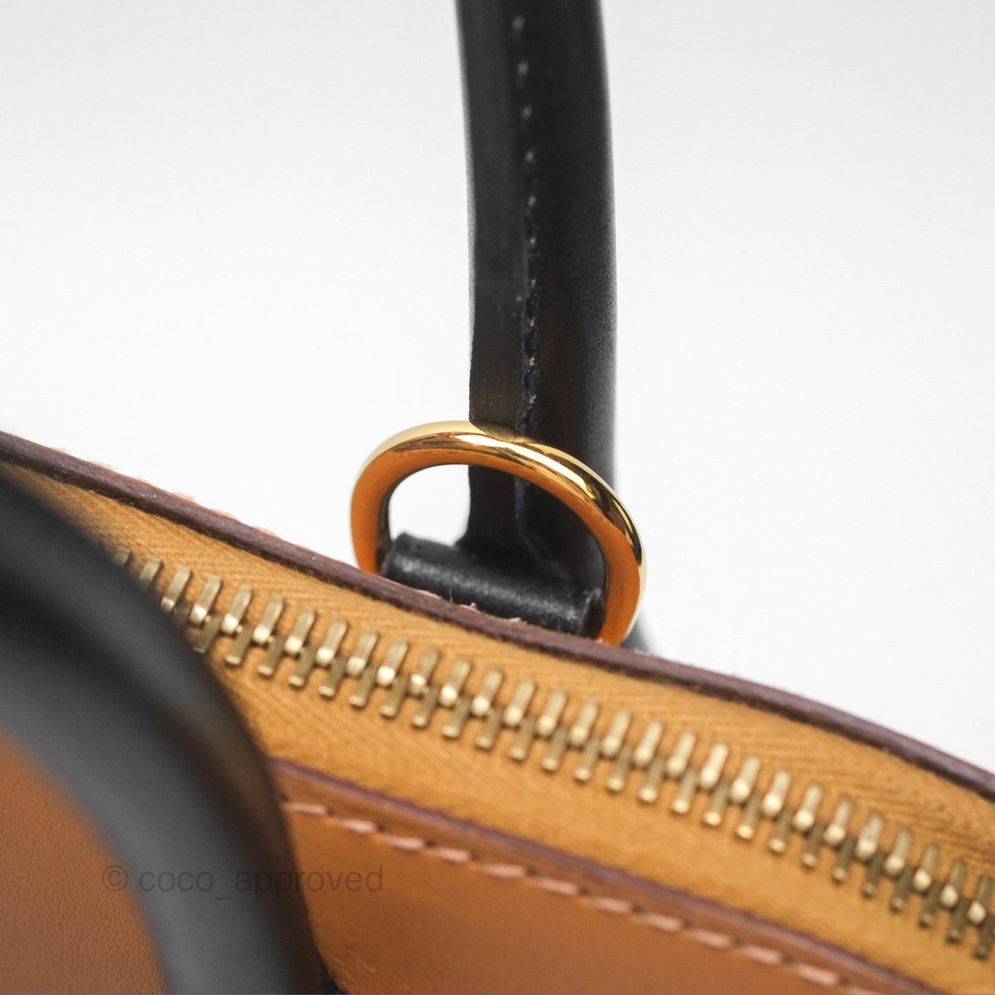 Hermès Bolide 31 Noir 89 / Natural Box Leather Gold Hardware