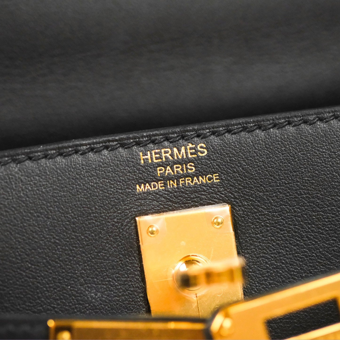 Hermès Retourne Kelly 25 Black Swift Gold Hardware