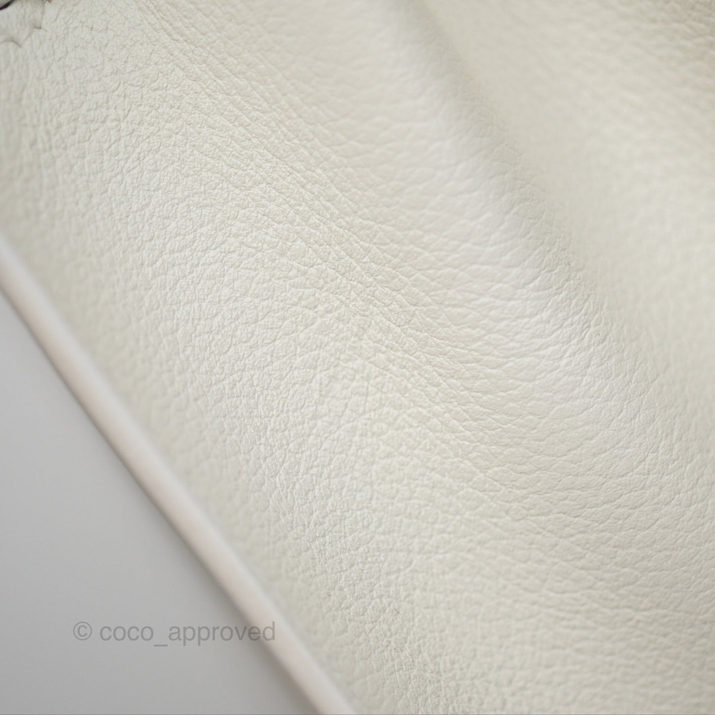 Hermès Kelly Danse II Bag White Evercolor Gold Hardware