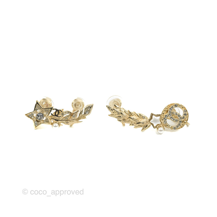 Chanel Resin Crystal Pearl Feather Star CC Clip On Earrings Gold 19K