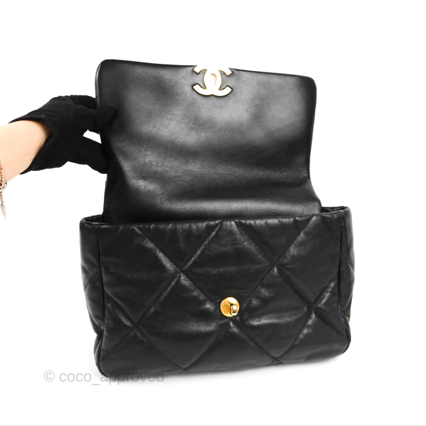 Chanel 19 Medium Black Goatskin Mixed Hardware