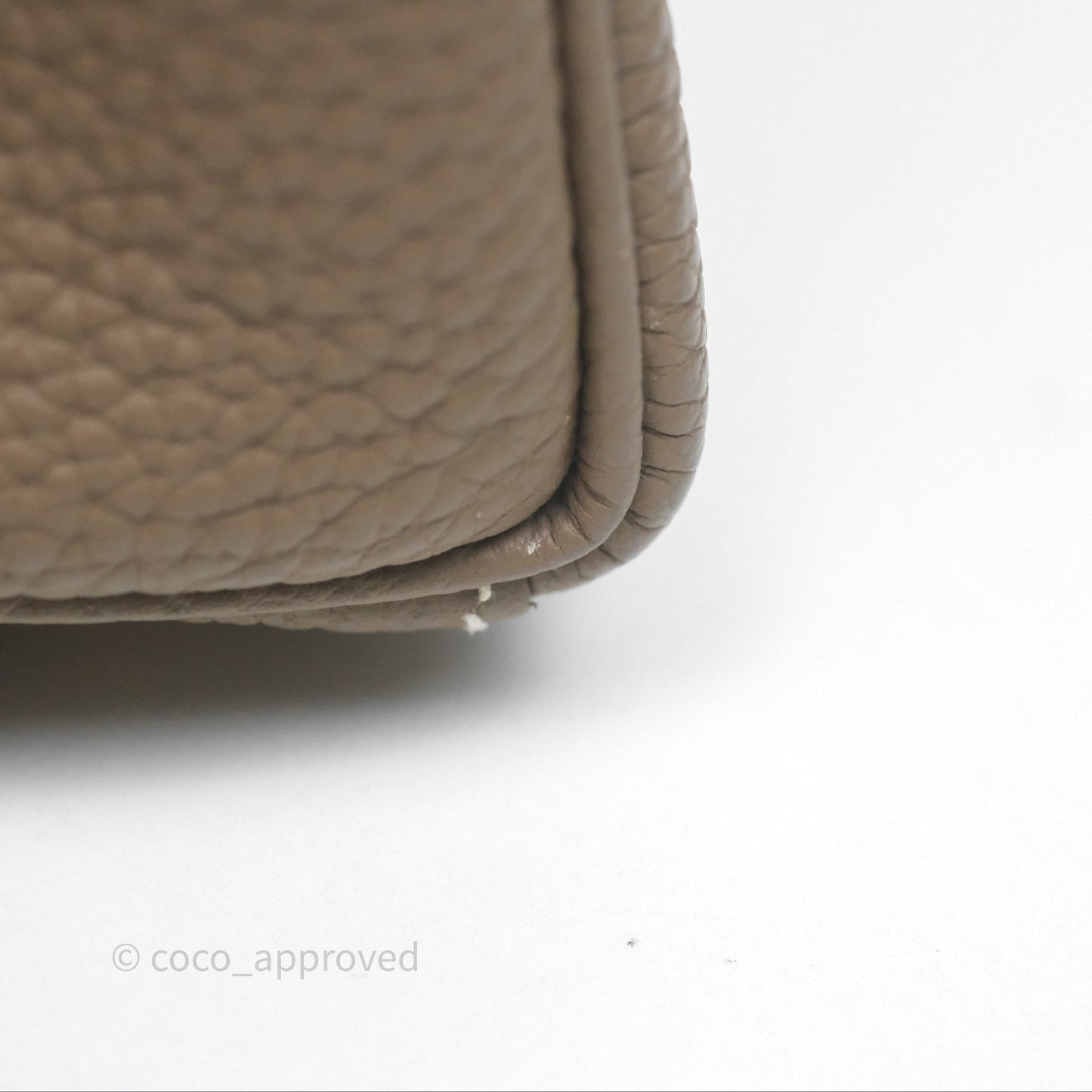 Hermès Retourne Kelly 25 Etoupe 18 Togo Gold Hardware
