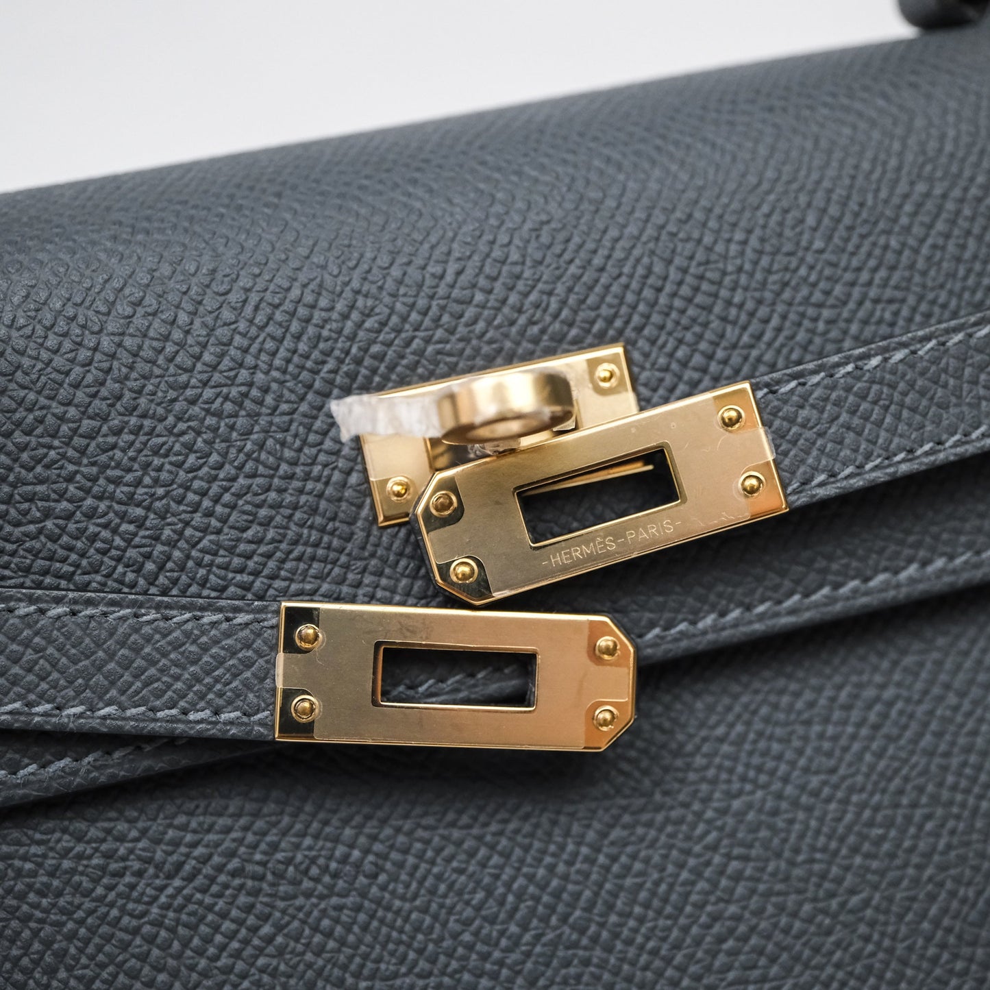 Hermès Kelly 25 Gris Meyer 0L Epsom Light Gold Hardware
