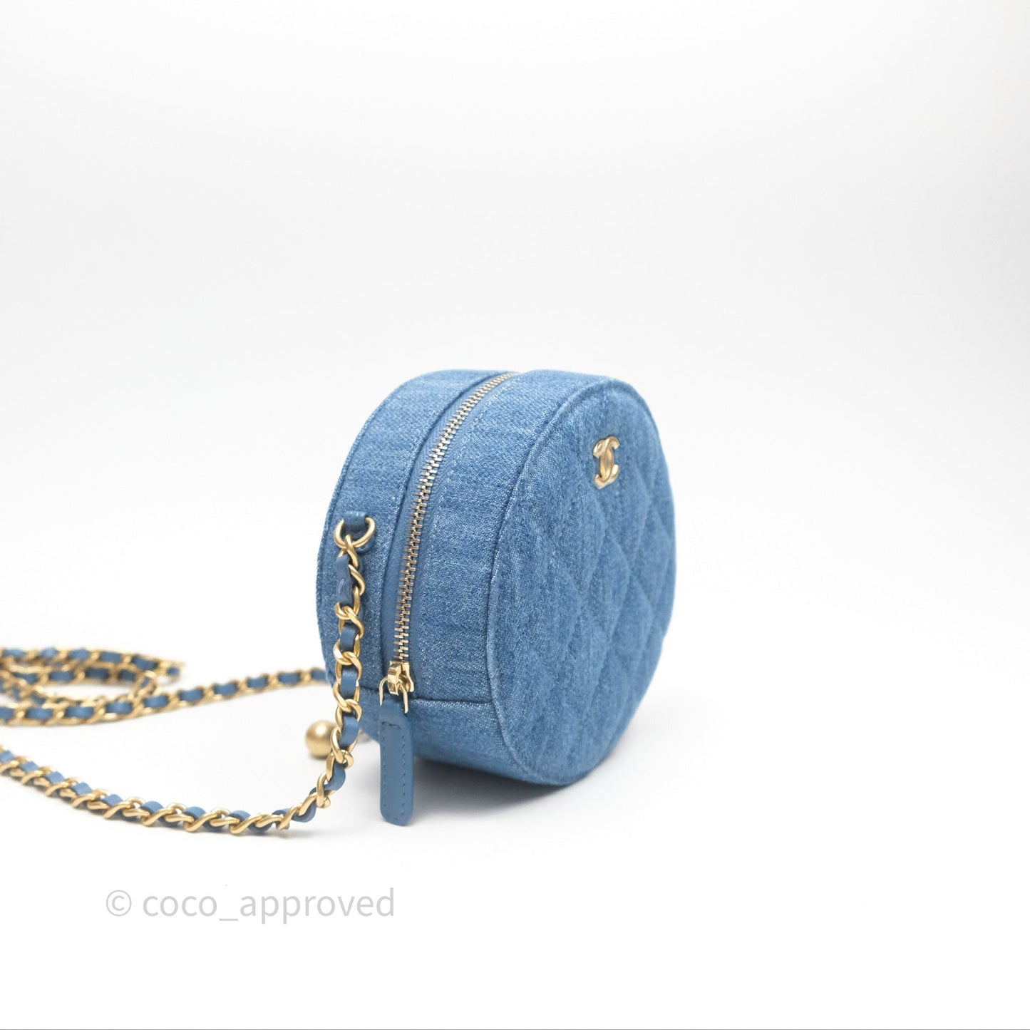 Chanel Quilted Pearl Crush Round Clutch With Chain Denim Aged Gold Hardware