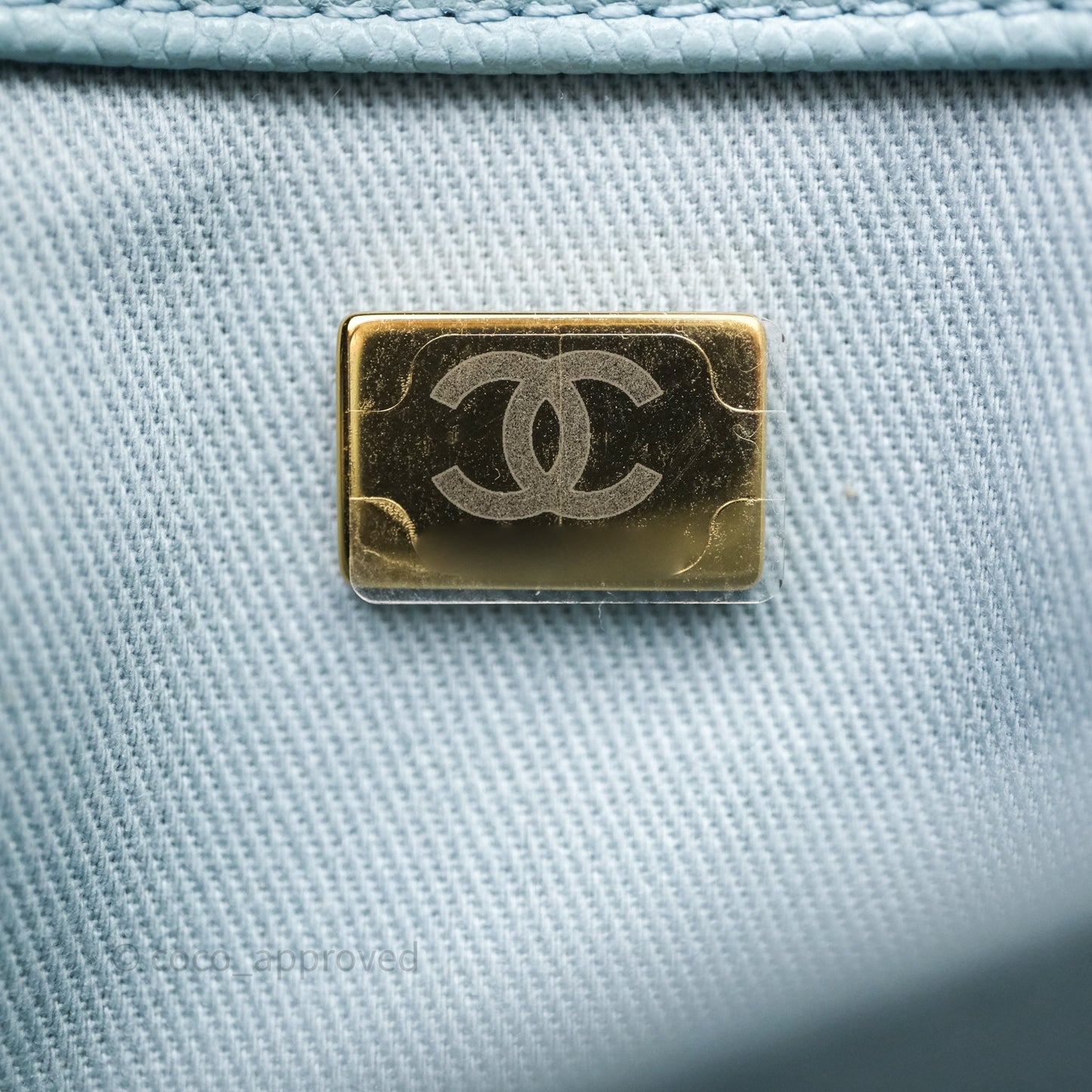 Chanel Quilted Medium Business Affinity Flap Blue Caviar Gold Hardware