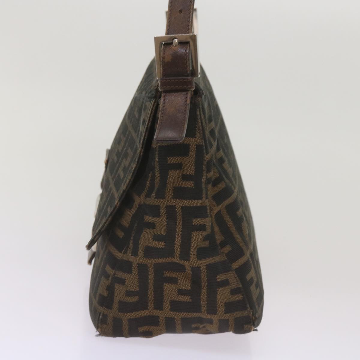 Luxury FendiZucca Canvas Mamma Baguette Shoulder Bag Brown68315