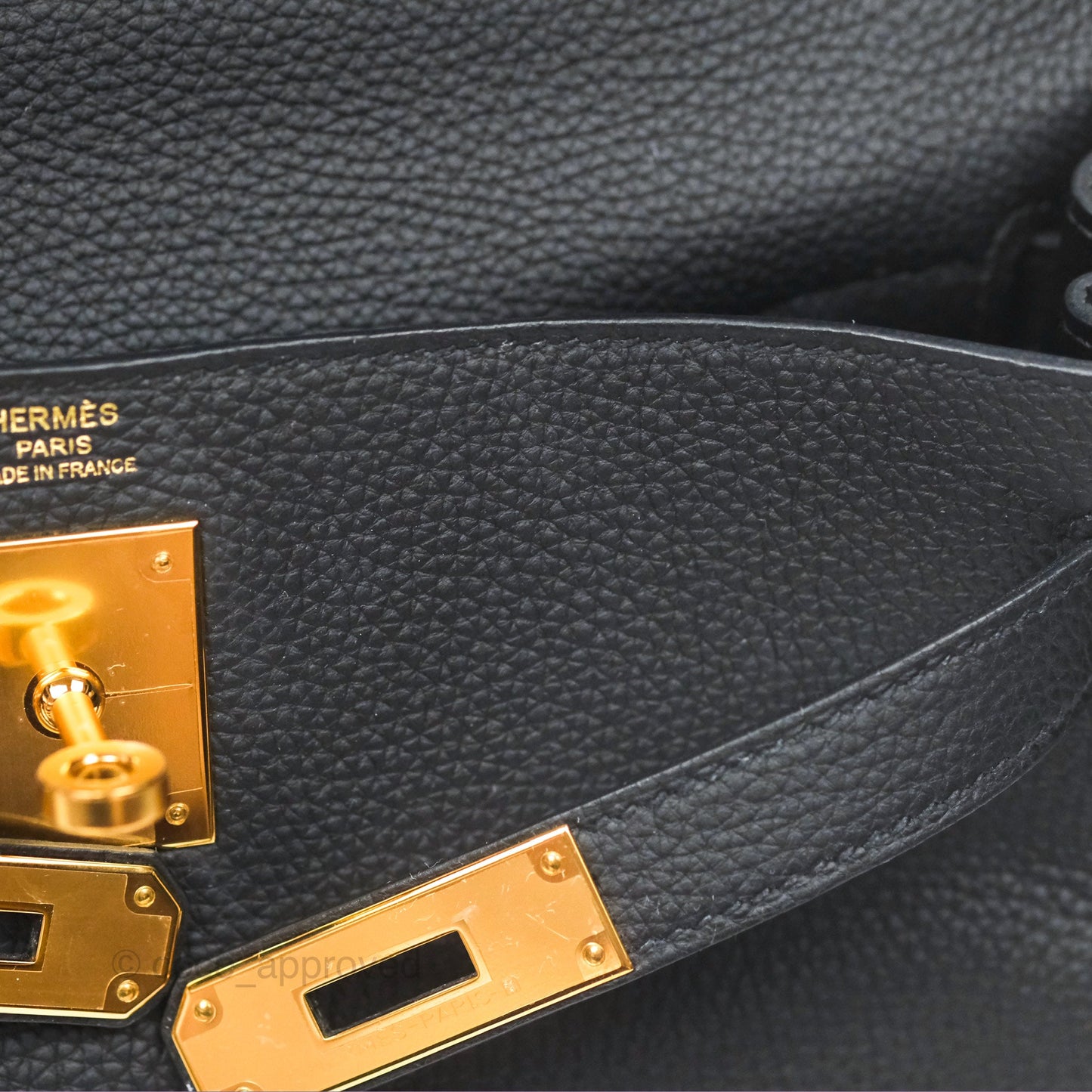 Hermès Retourne Kelly 28 Black Noir 89 Togo Gold Hardware