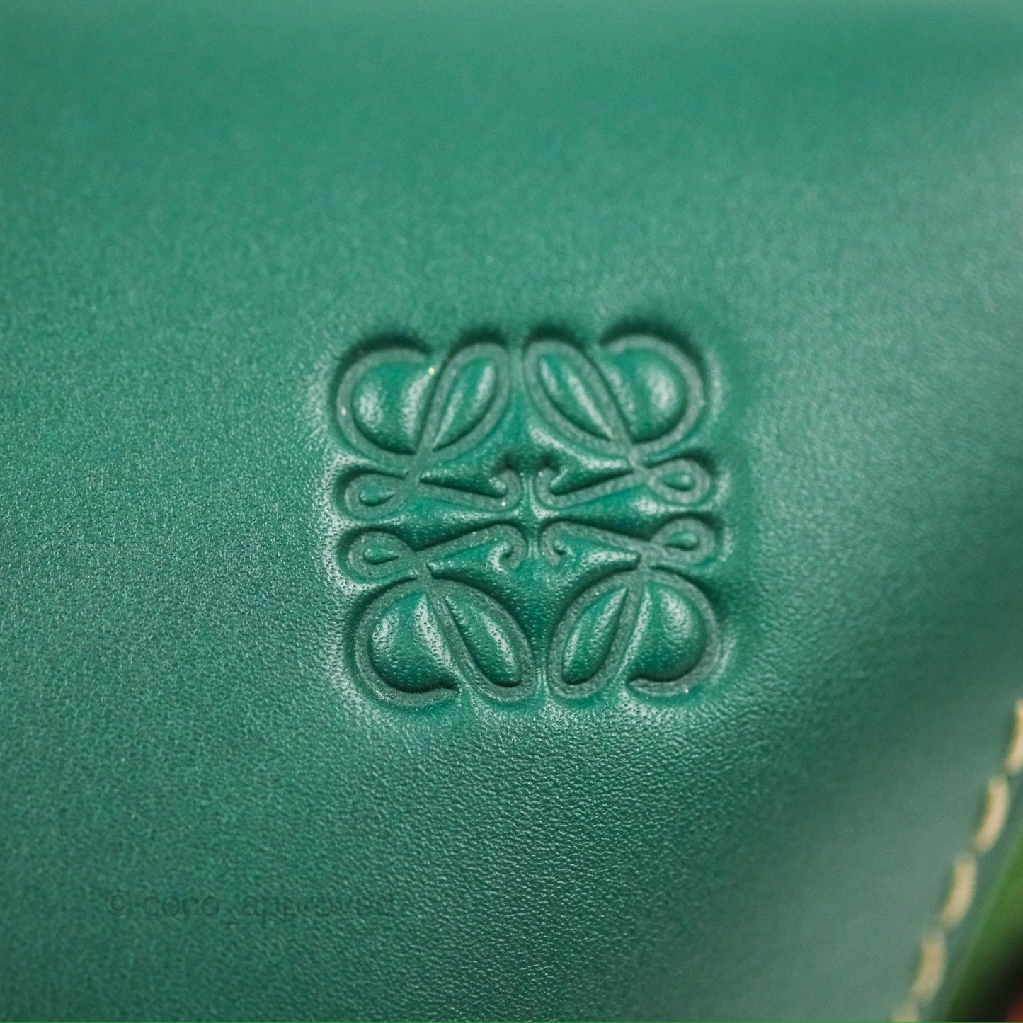 Loewe Small Gate Bag Smooth Calfskin in Green