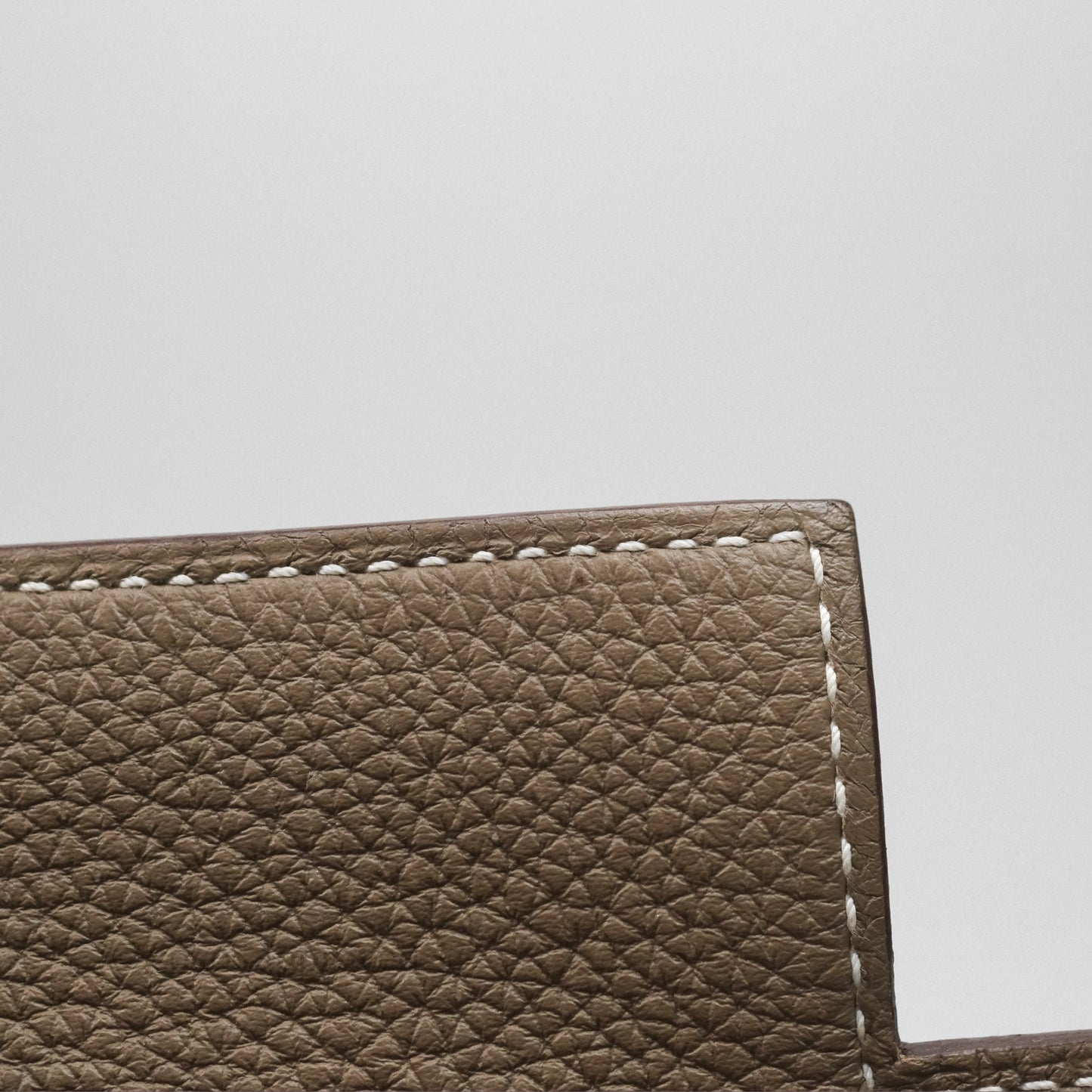 Hermès Kelly 25 Etoupe 18 Retourne Togo Gold Hardware