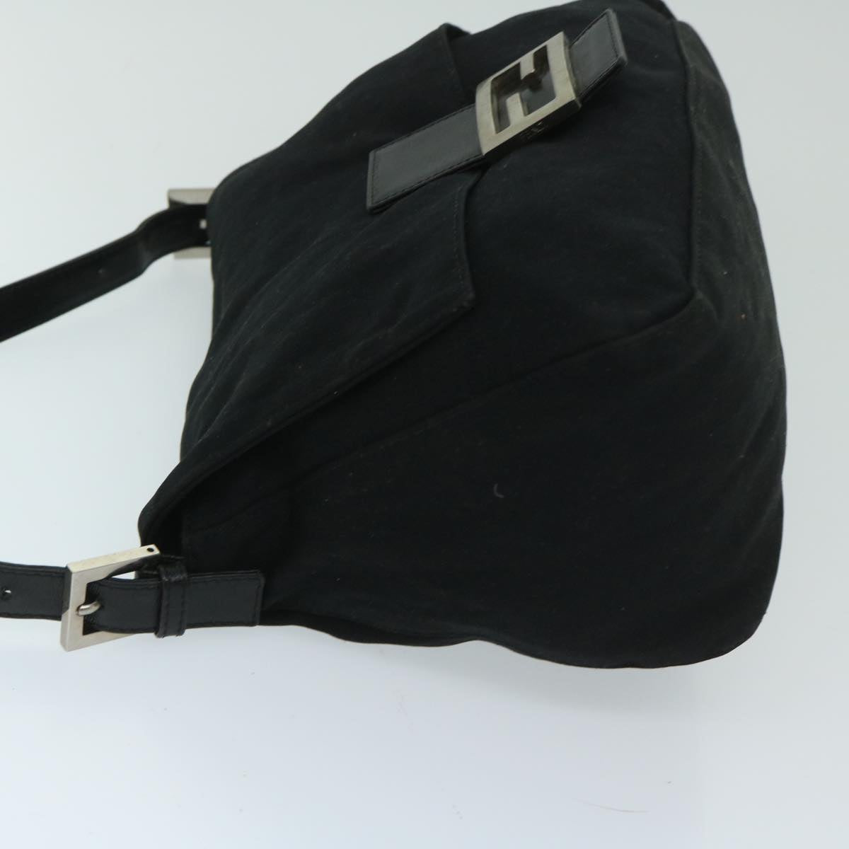 Luxury FendiMamma Baguette Shoulder Bag Nylon Black68579