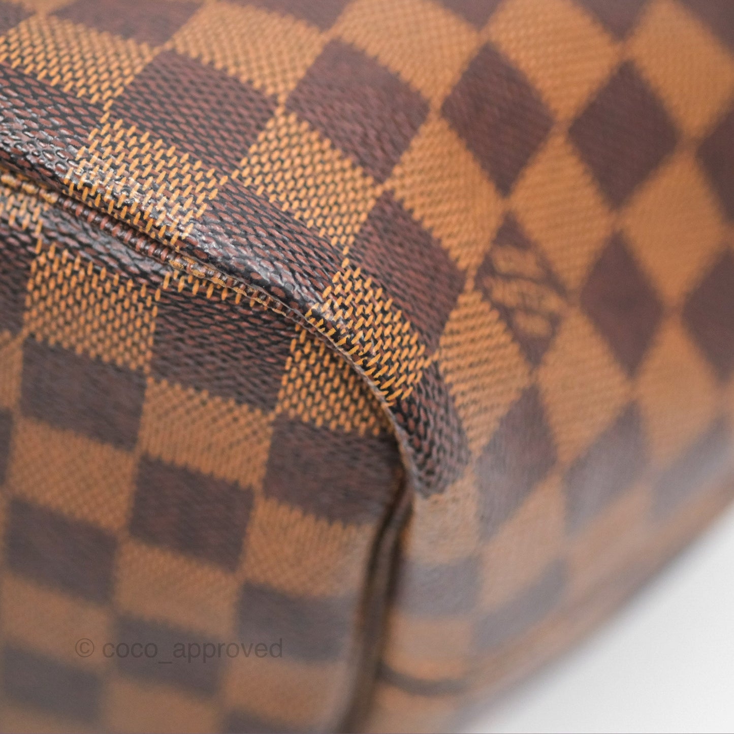 Louis Vuitton Neverfull MM Tote Bag Damier Ebene Canvas