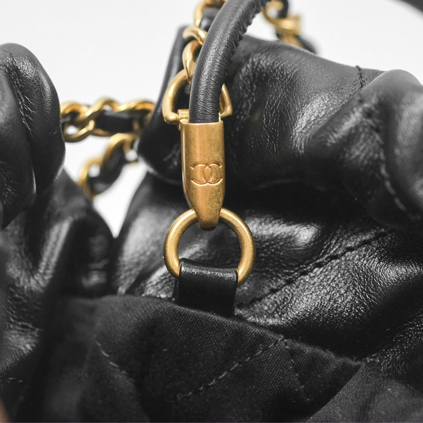 Chanel 22 Mini Bag Black Shiny Crumpled Calfskin
