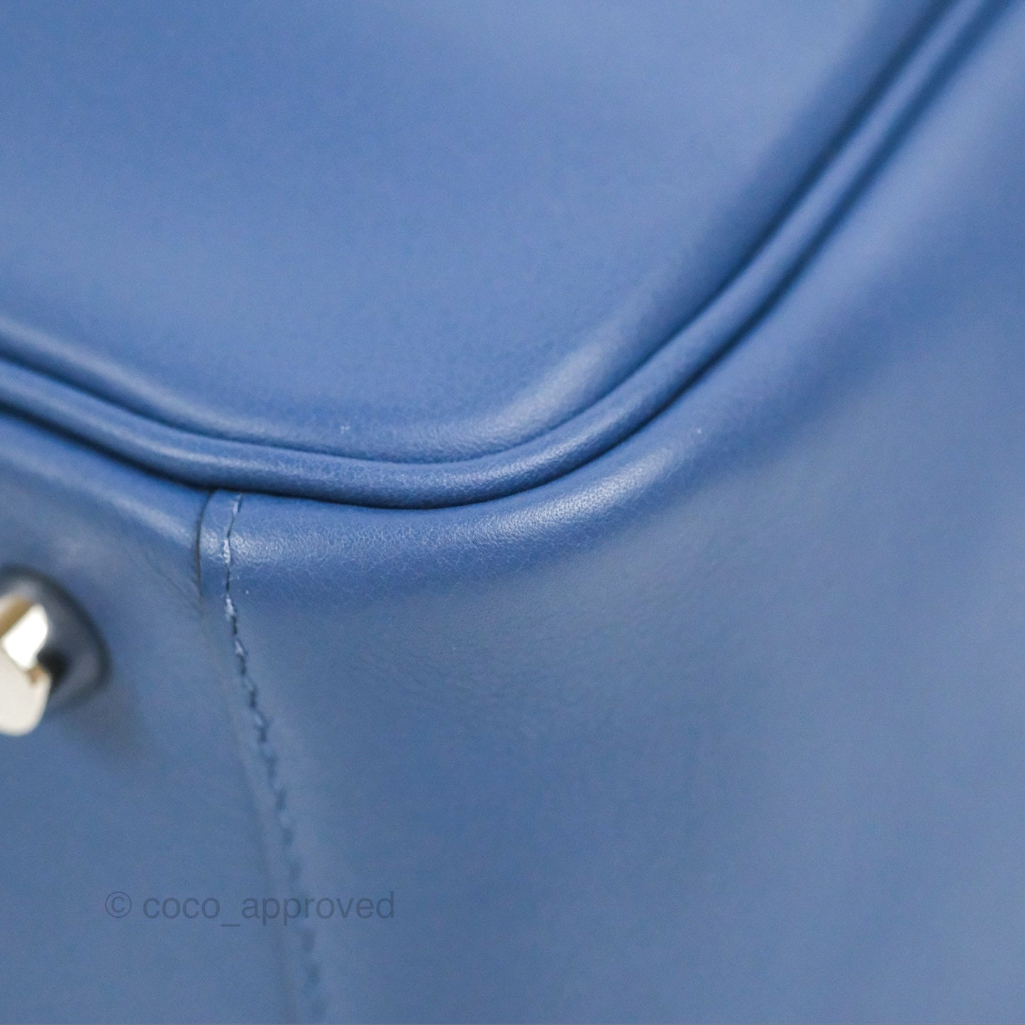 Hermès Lindy 26 Bleu Brighton/ Capucine Swift Palladium Hardware