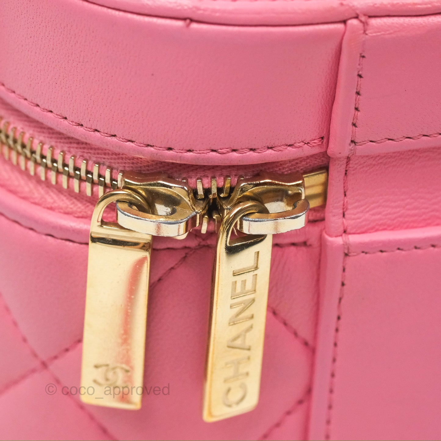 Chanel Small Quilted Top Handle Vanity Case Pink Lambskin Gold Hardware