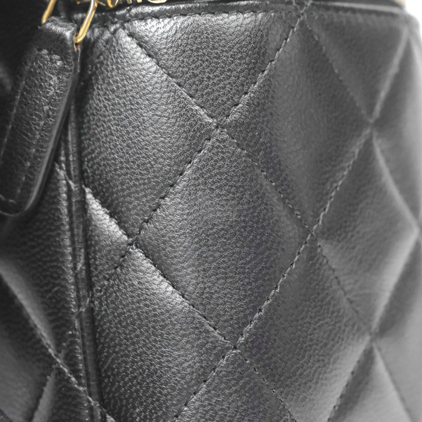 Chanel Vanity With Chain Black Goatskin Mixed Hardware