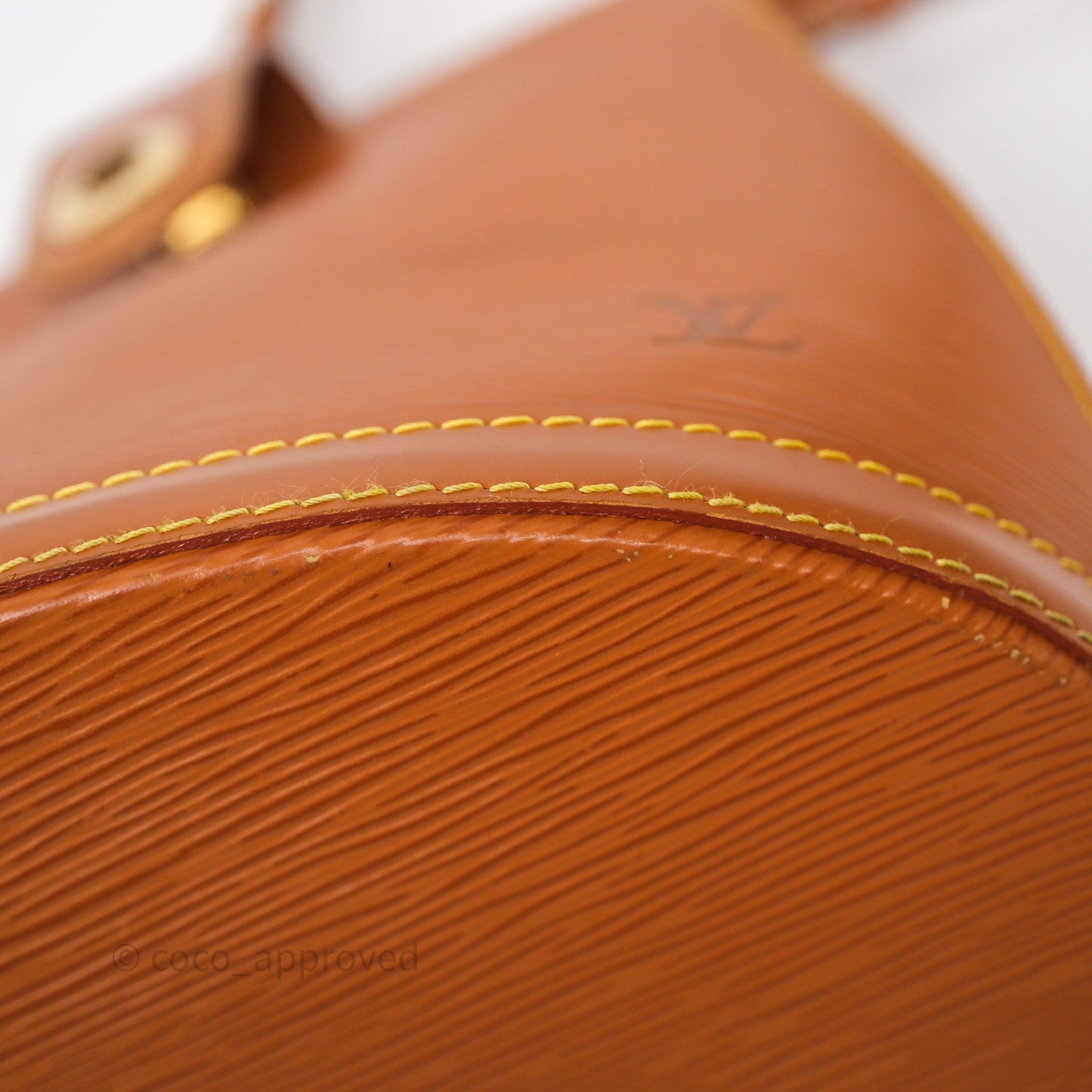 Louis Vuitton Cluny Shoulder Bag Brown Epi