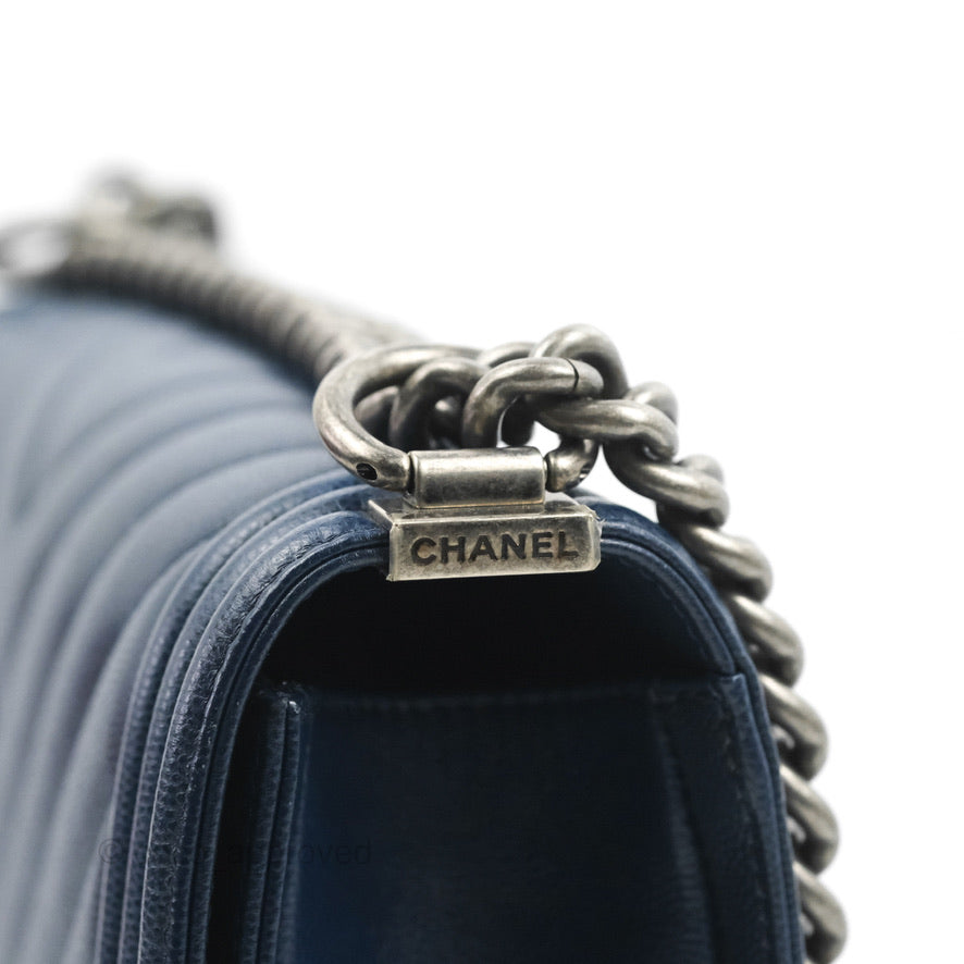 Chanel Medium Chevron Boy Navy Caviar Ruthenium Hardware