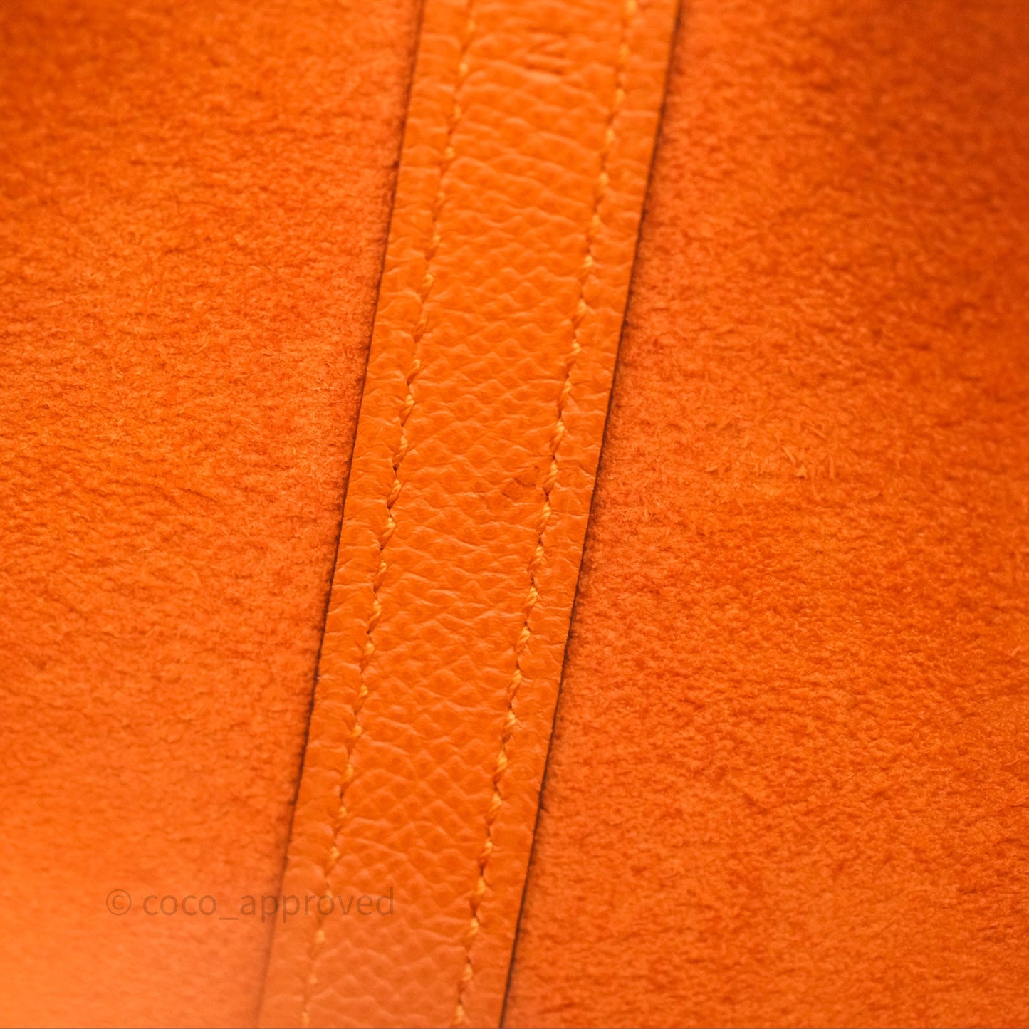 Hermès Tressage De Cuir Picotin Lock 22 Abricot I9/ Rose Azalée 8W/ Gold 37 Epsom Palladium Hardware