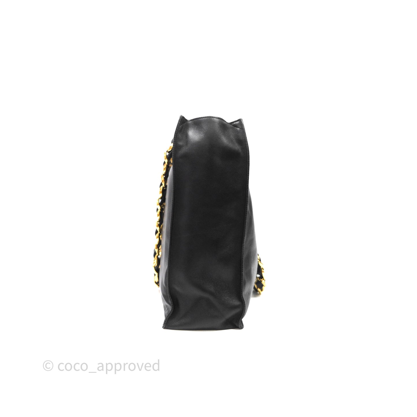 Chanel Vintage Shoulder Bag Black Calfskin Gold Hardware
