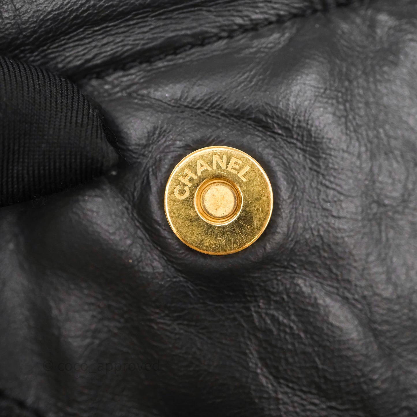 Chanel 22 Medium Black Crumpled Calfskin Aged Gold Hardware
