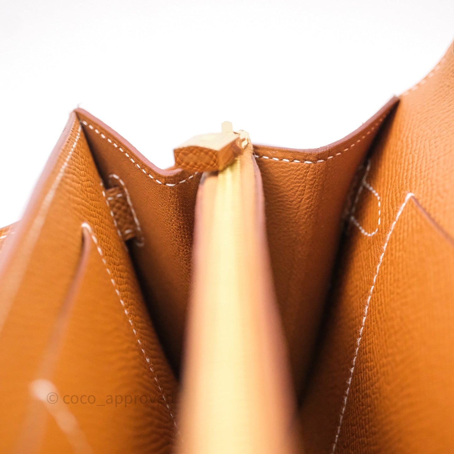 Hermès Kelly To Go Wallet Gold 37 Epsom Gold Hardware