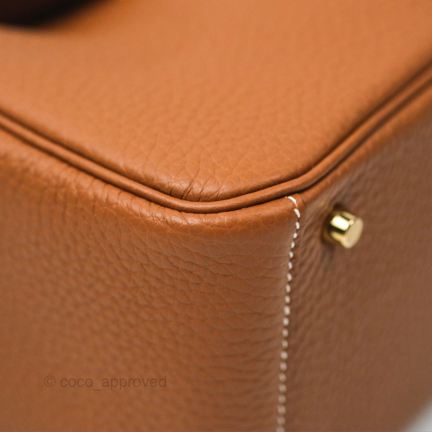Hermès Mini Lindy 20 Gold Clemence Gold Hardware