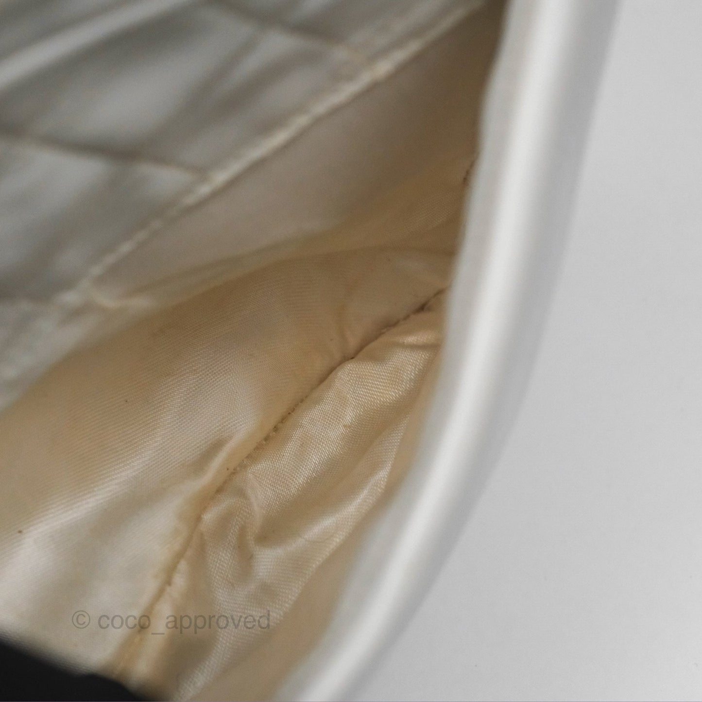 Chanel Vintage Small Camera Bag White Lambskin Gold Hardware