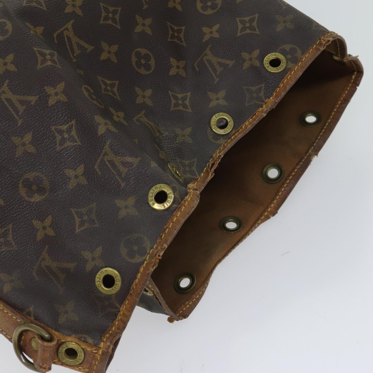 LOUIS VUITTON Monogram Noe Shoulder Bag M42224 LV 69307
