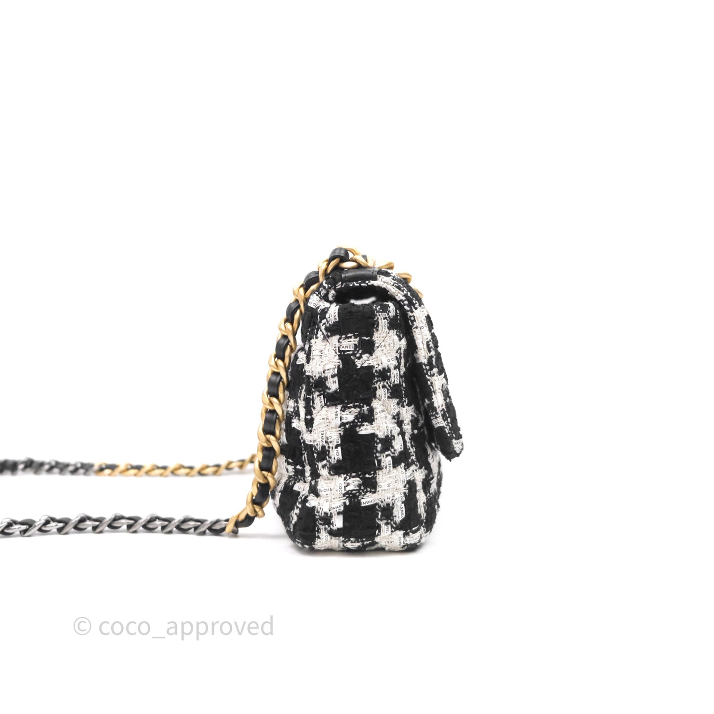 Chanel 19 Small Tweed Houndstooth Black & White Mixed Hardware