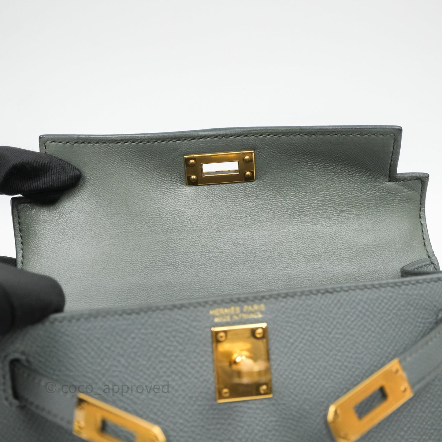 Hermès Mini Kelly Vert Amande 63 Epsom Gold Hardware