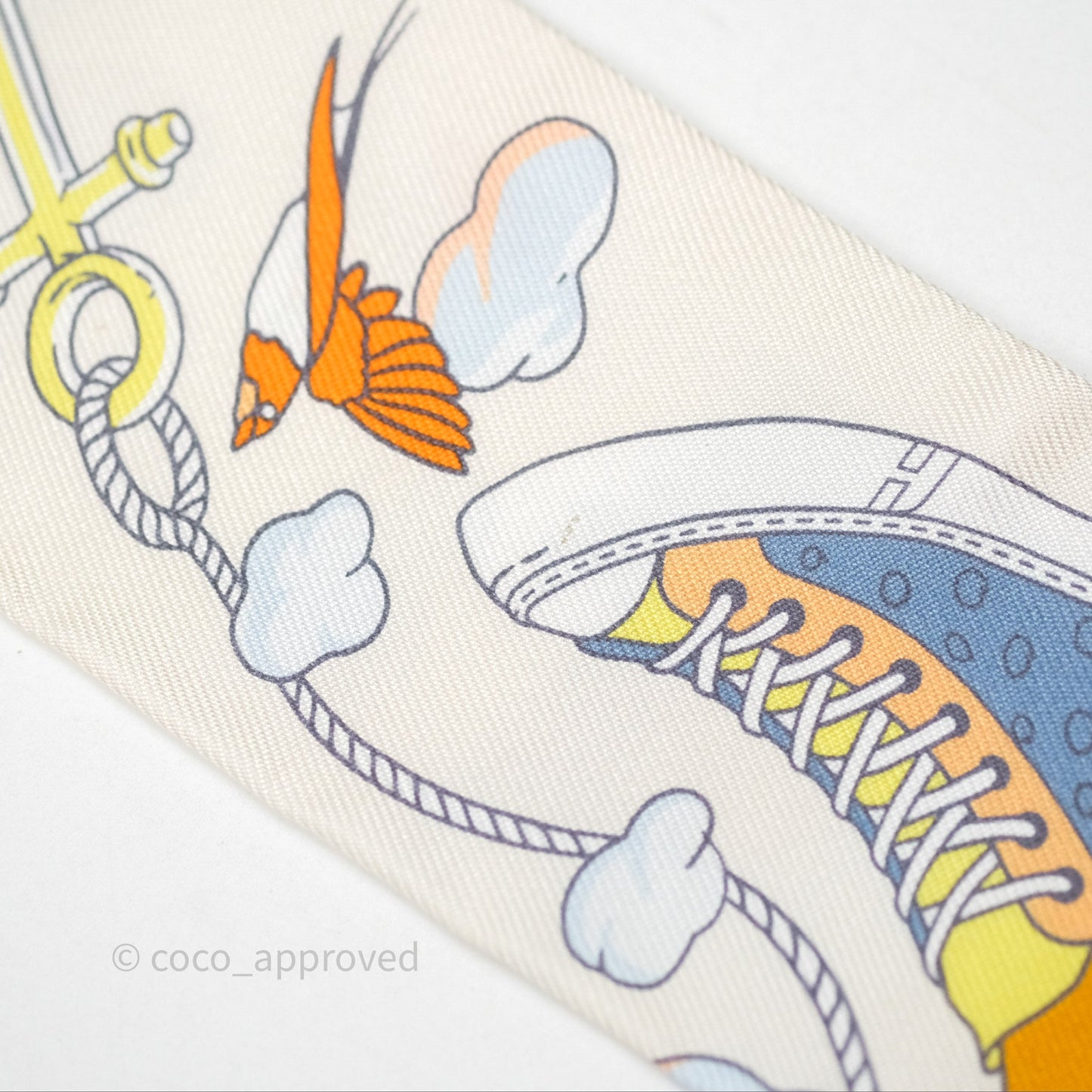 Hermès Sur Mon Nuage Silk Twilly