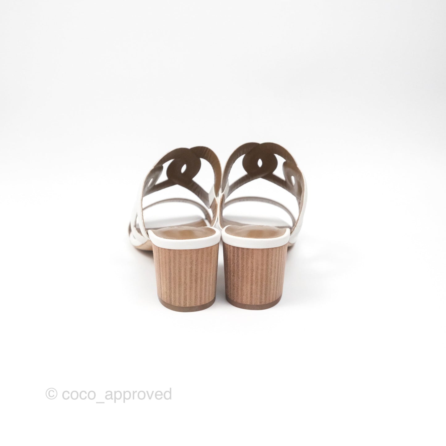 Hermès Bikini Sandals in White Size 38.5