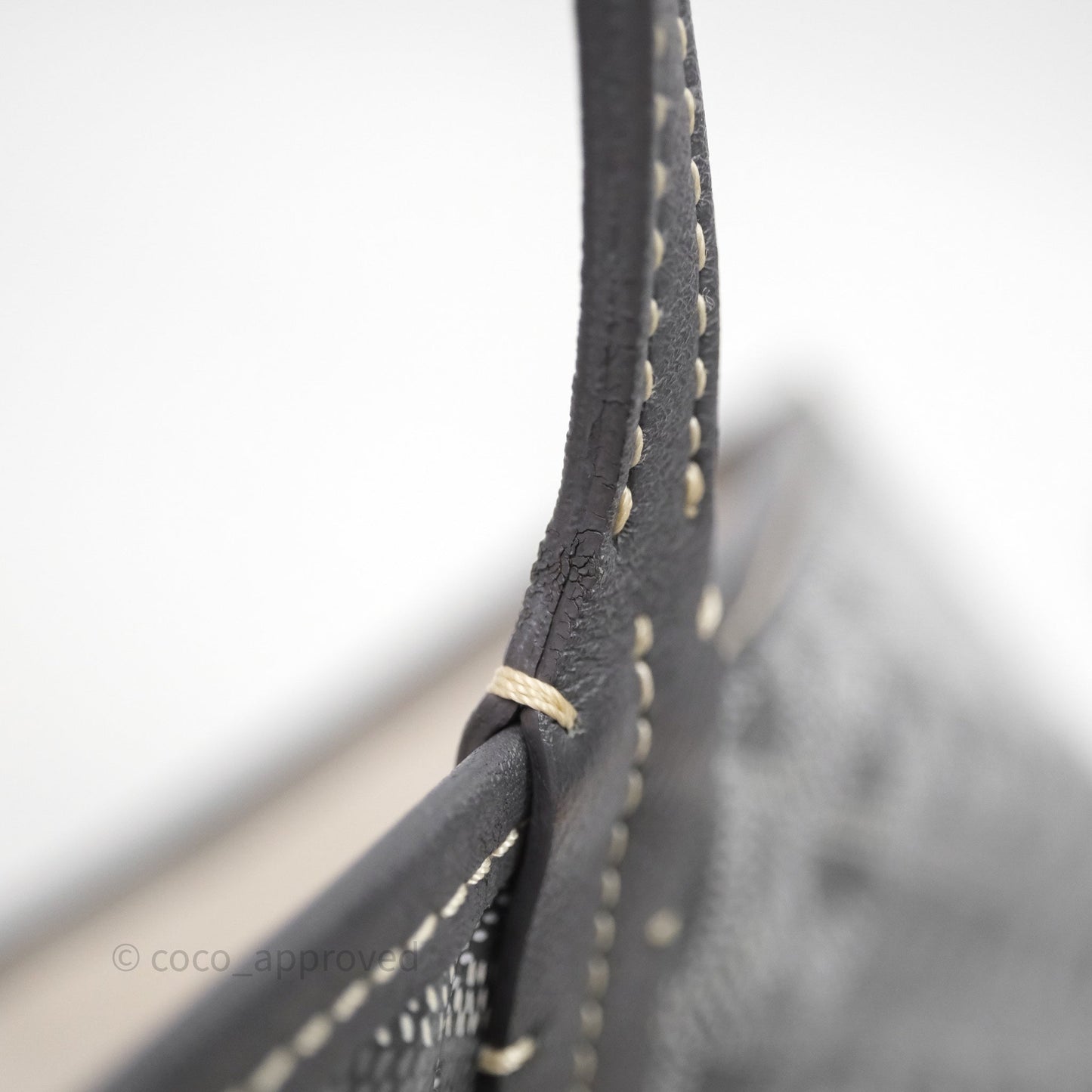 Goyard St Louis Tote PM ⁣⁣⁣⁣⁣⁣⁣⁣⁣⁣⁣⁣⁣⁣⁣⁣⁣⁣⁣⁣Grey
