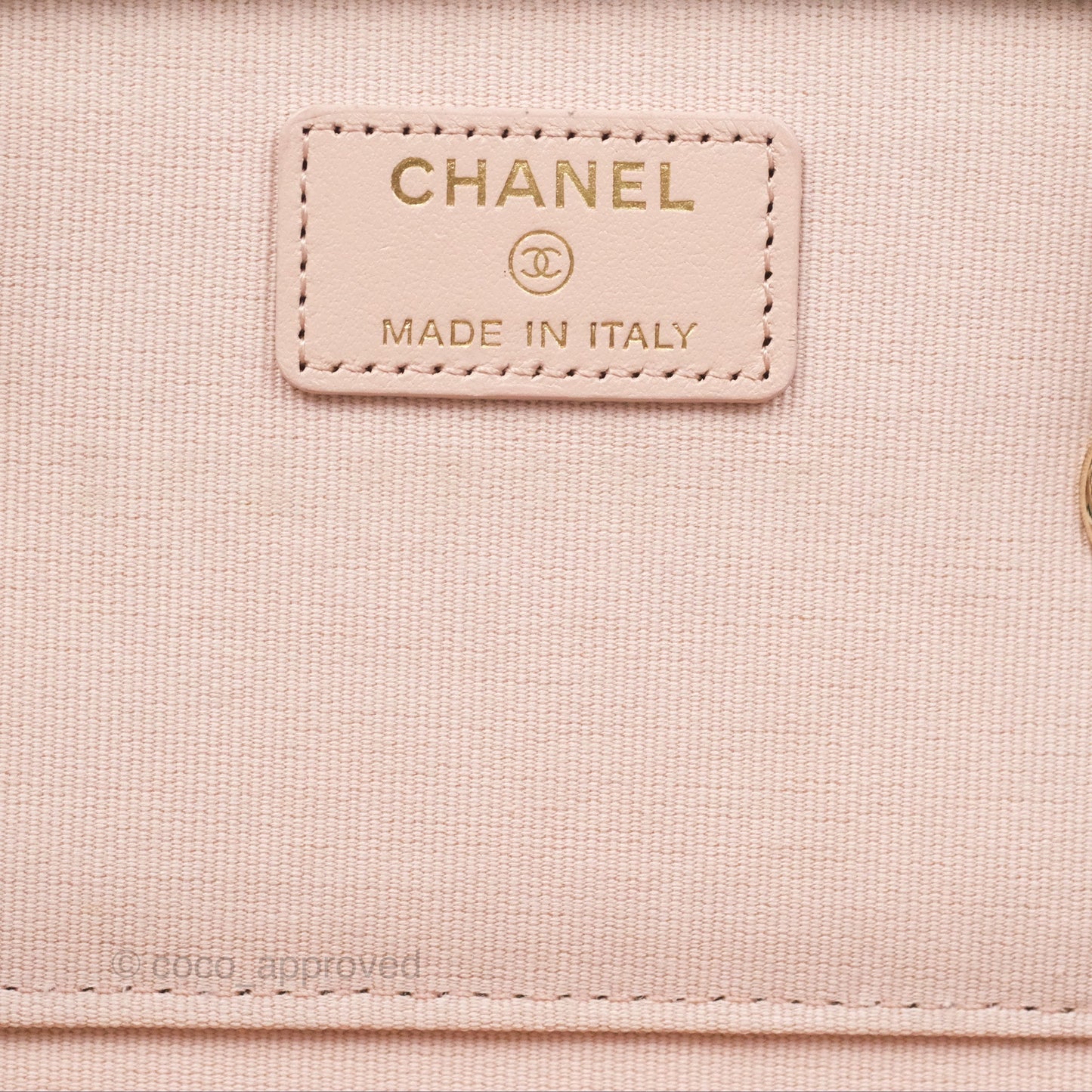 Chanel Vanity Rectangular With Chain Pink Caviar Gold Hardware