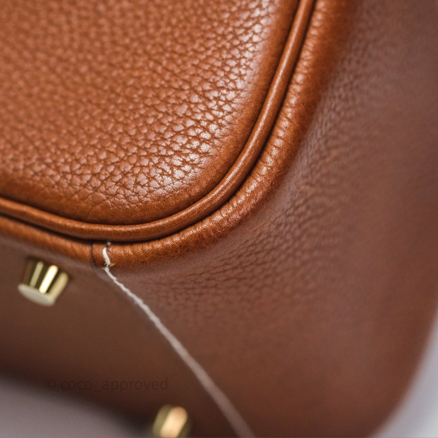 Hermès Mini Lindy 20 Fauve 34 Barenia Gold Hardware