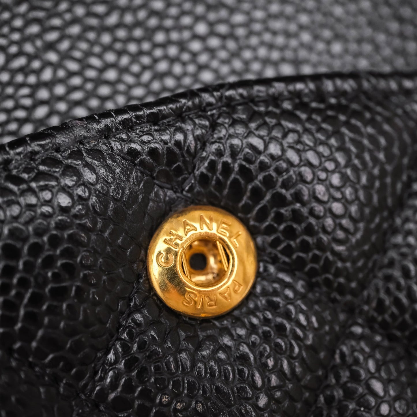 Chanel Classic M/L Medium Flap Quilted Black Caviar Gold Hardware