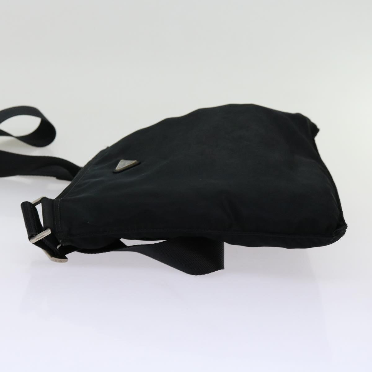 Luxury PradaShoulder Bag Nylon Black 69689