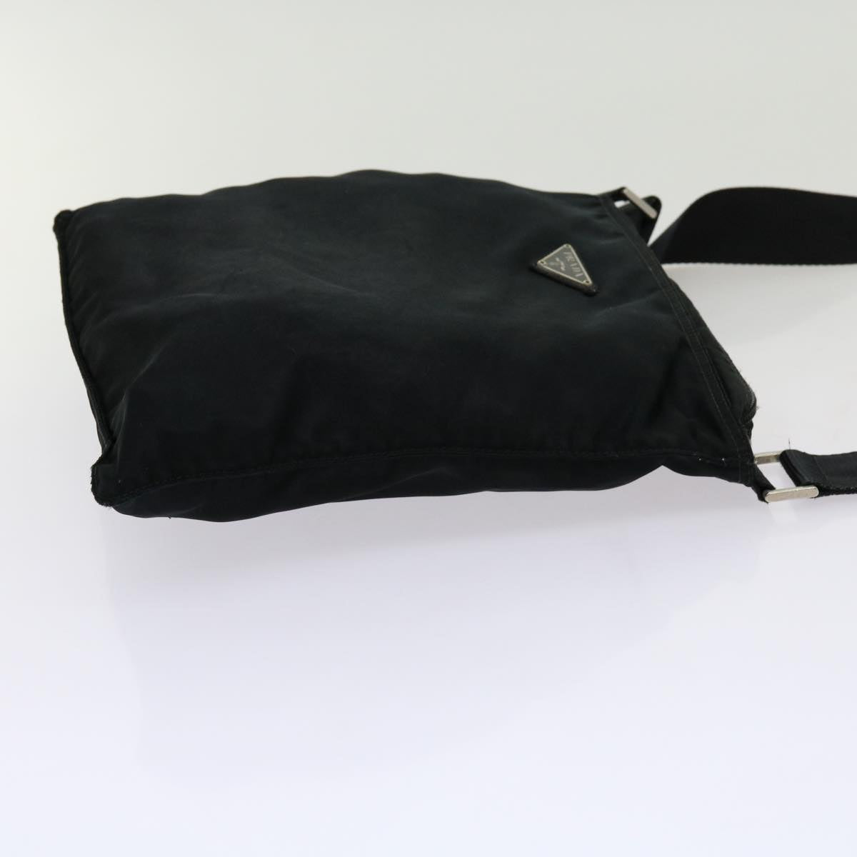 Luxury PradaShoulder Bag Nylon Black 69689
