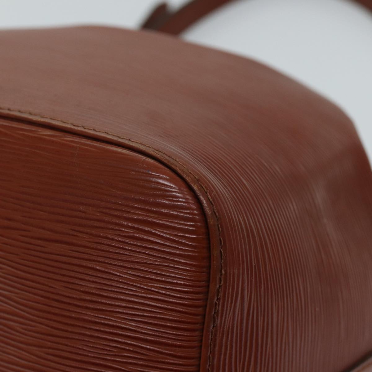 LOUIS VUITTON Epi Petit Noe Shoulder Bag Brown M44103 LV 69701