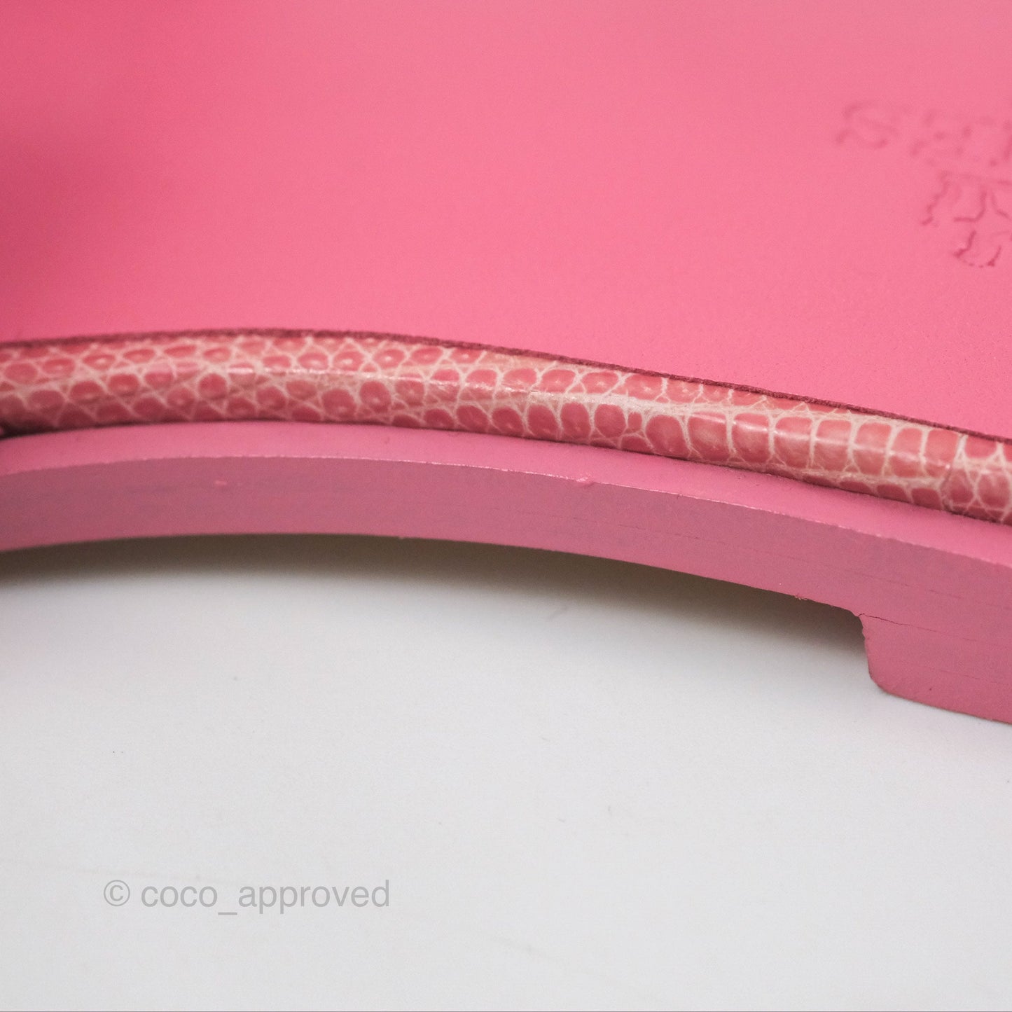 Hermès Oran Sandals in Lizard Pink Size 37.5