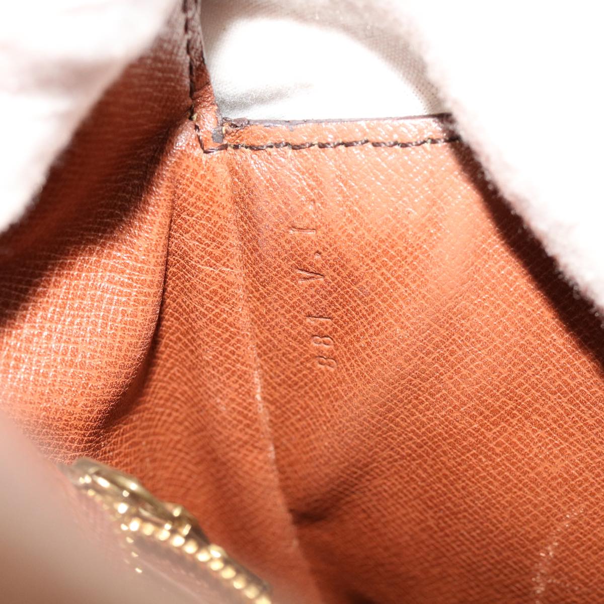 LOUIS VUITTON Monogram Saint Cloud GM Shoulder Bag M51242 LV 69870