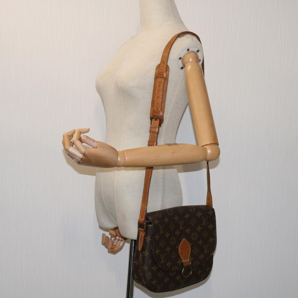 LOUIS VUITTON Monogram Saint Cloud GM Shoulder Bag M51242 LV 69870